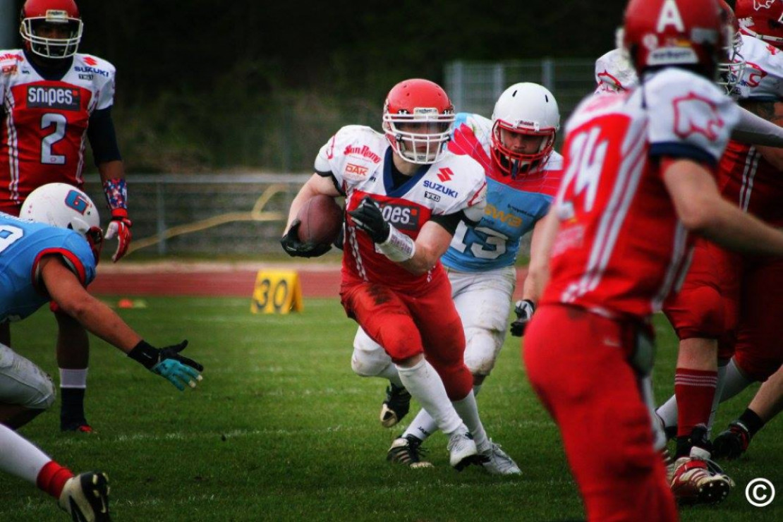 Los geht's: Kickoff gegen Bonn